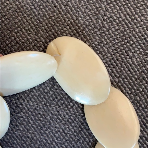 Shell beaded necklace - Picture 3 of 3